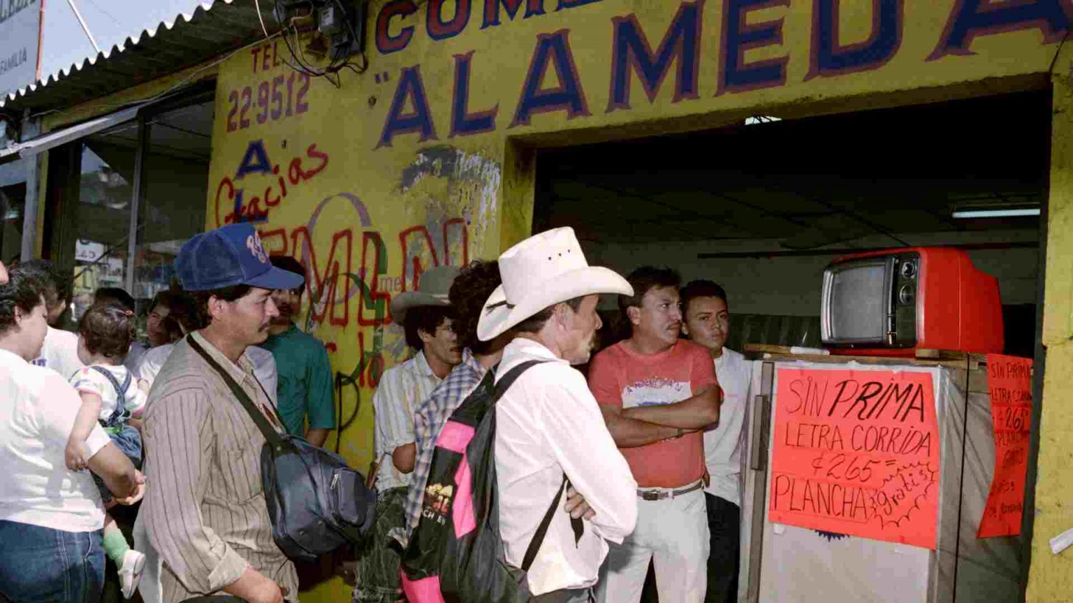 As Celebraron Los Salvadore Os La Firma De La Paz Hace A Os