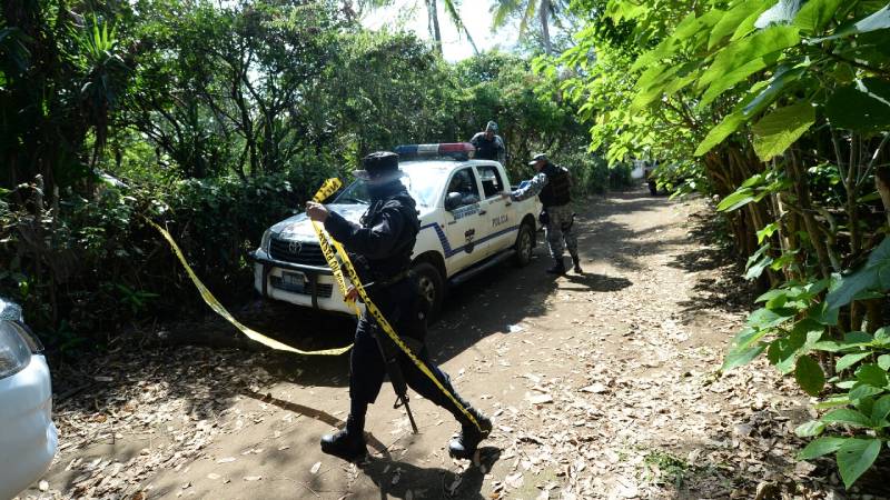 Encuentran Cad Ver En Ciudad Arce La Libertad Atado De Manos Y Boca