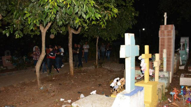 FOTOS: Las historias entre mausoleos y tumbas que atraen a turistas al