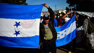 Honduran migrants wanting to reach the United States in hope of a bet