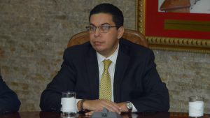 Aldo Enrique Cder Camilot, magistrado de la Sala de lo Constitucional.