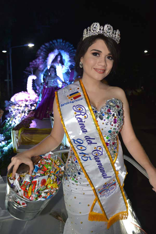 Reinas10