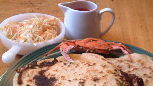 PUPUSAS,MARISCOS,BERACA