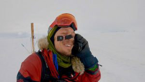 American adventurer completes solo trek across Antarctica