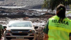 Unas 200 personas pueden estar desaparecidas por rotura de presa en Brasil