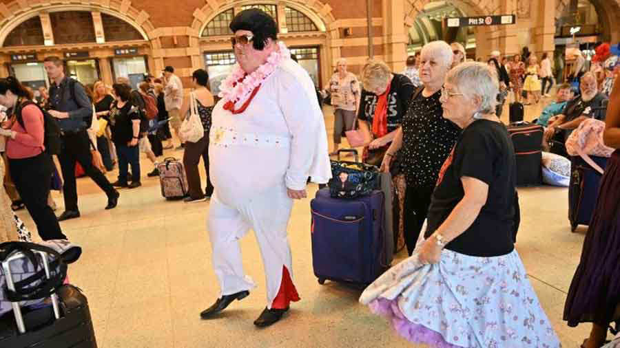 Elvis-Express-011