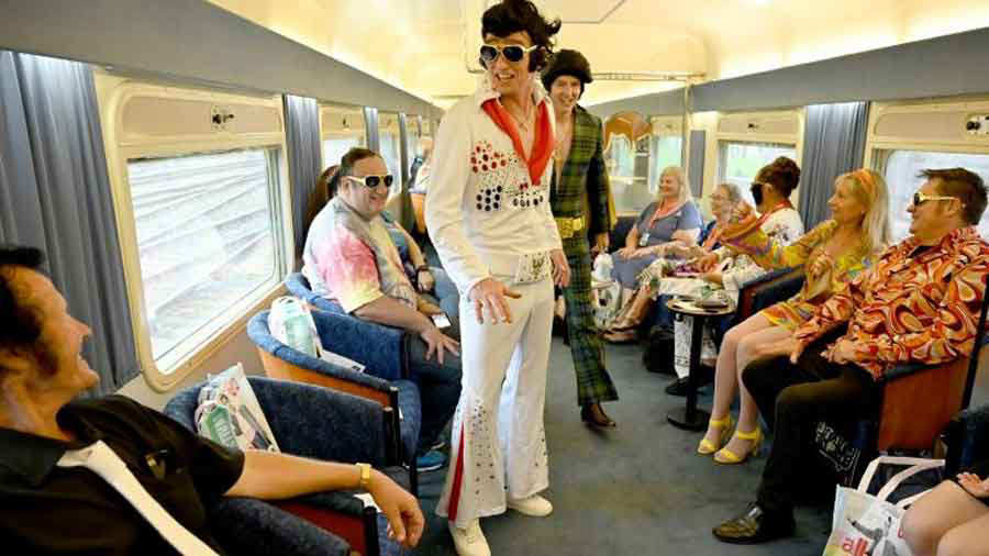 Elvis-Express-09