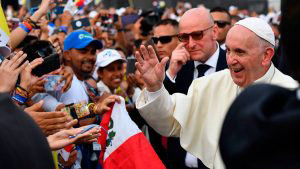 Pope Francis waves at faithfuls upon landing at Tocumen International