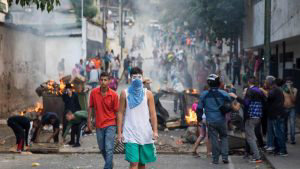 Fuerza Armada venezolana dice que grupo insurrecto fue 
