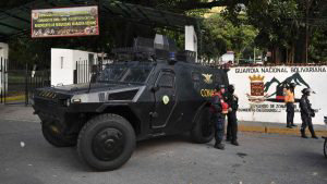 Armoured cars remain in front of Cotiza Bolivarian National Guard hea