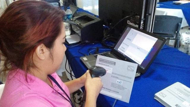 Asamblea aprueba voto en el exterior solo para elección de