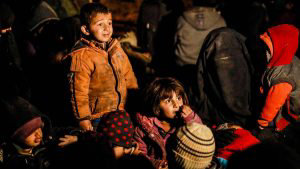 TOPSHOT - Women and children evacuated from the Islamic State (IS) gr