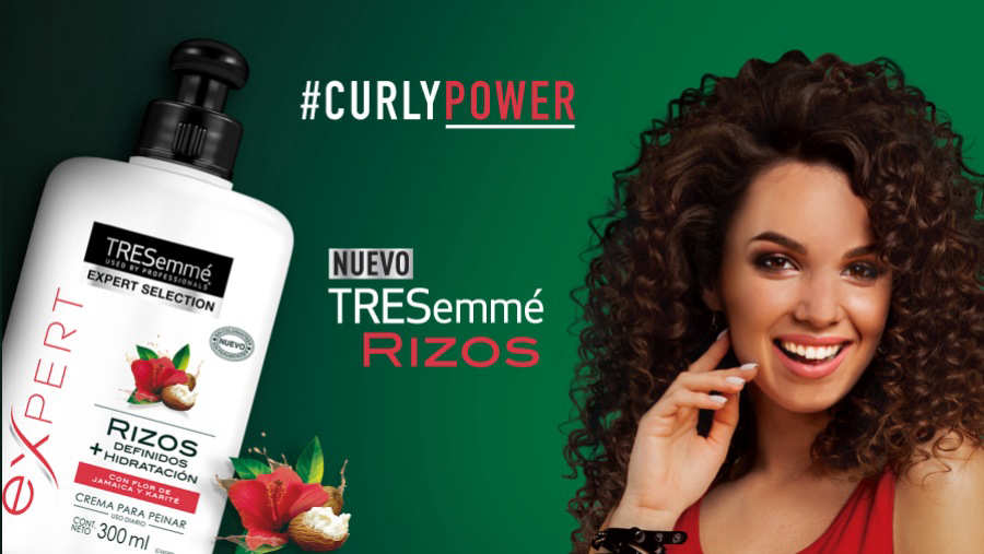 Deslumbra con tus rizos naturales gracias a Tresemmé
