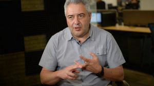 “Ya es hora de que empecemos a entregarle ARENA a gente de 35 o 40 años que quiera renovar”