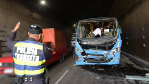 Accidente t�nel del bulevard del Ejercito