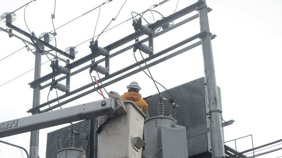 El Salvador experimentará “leve incremento” en el precio de la energía