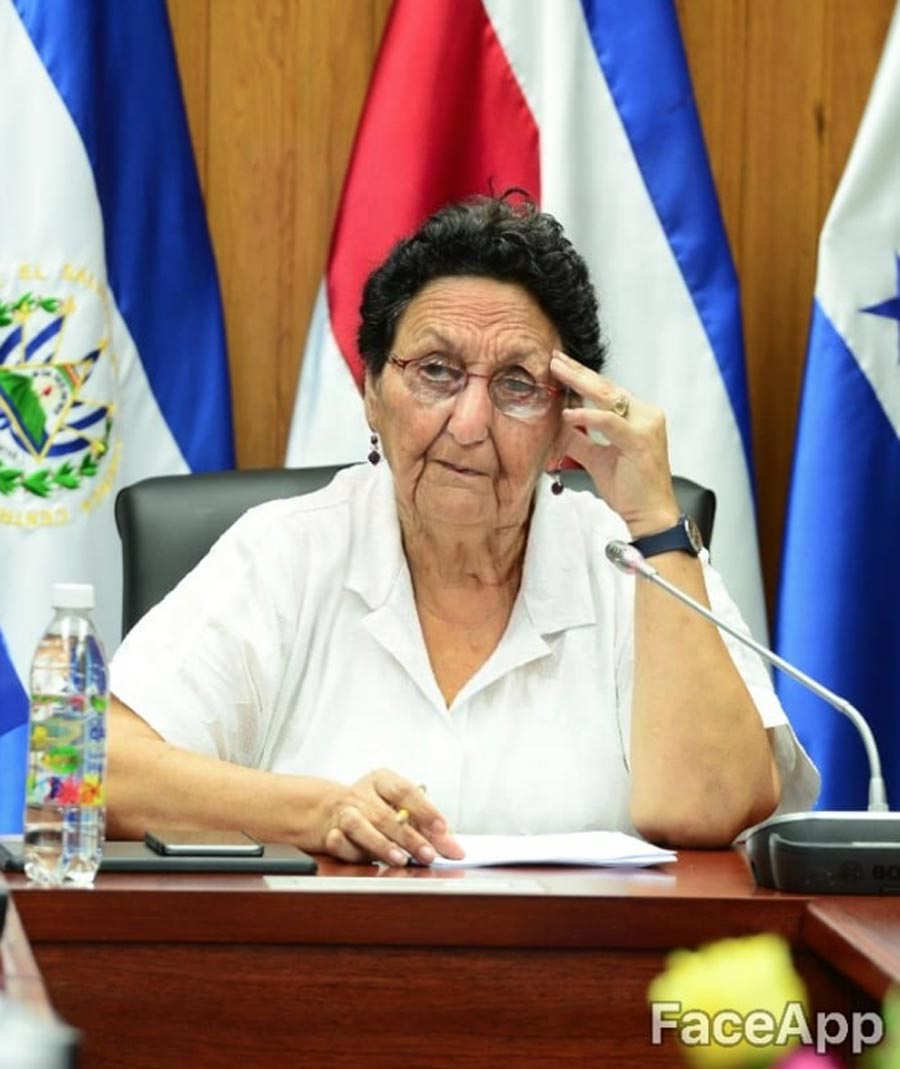funcionarios-viejitos8
