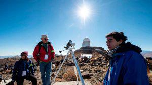 An astronomer prepares his telescope at La Silla European Southern Ob