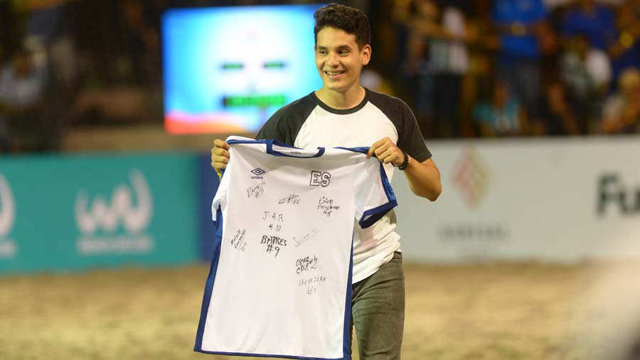 Futbol-Playa-196