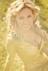 Isis-Gallardo_01