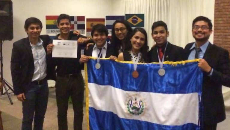 Jóvenes talento ganan medallas en olimpiadas de ...