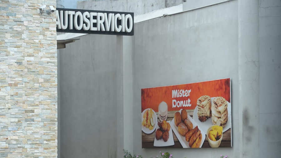 Mister-Donut_01