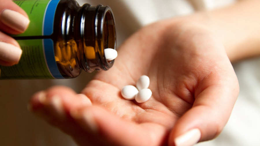Algunos fármacos pueden incidir en la edad biológica de las personas. Fotos de referencia / Shutterstock
