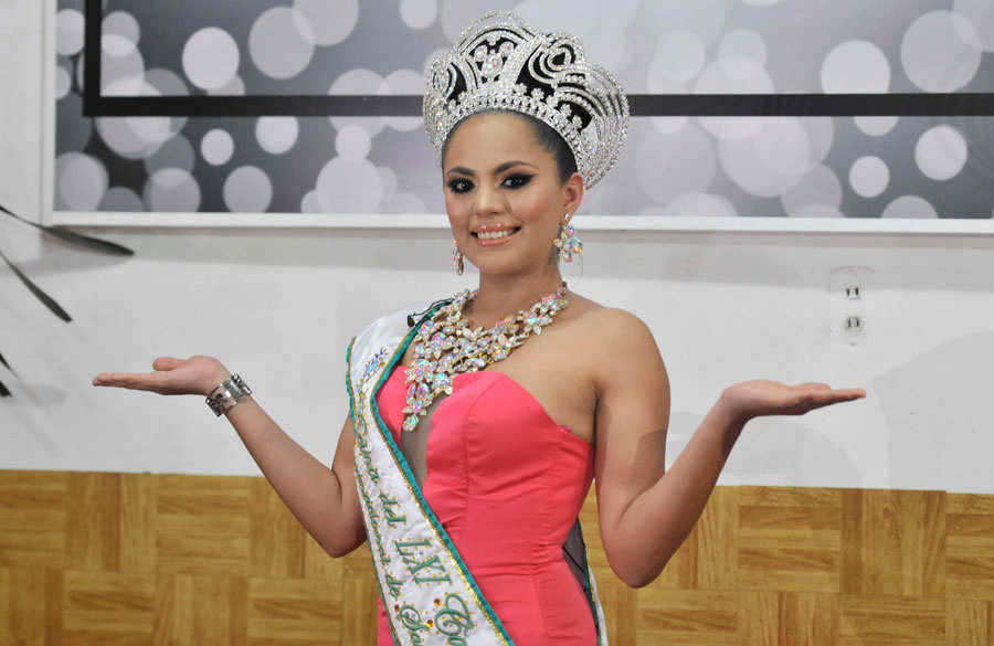 Audrey-Granera-Reina-Carnaval-San-Miguel01
