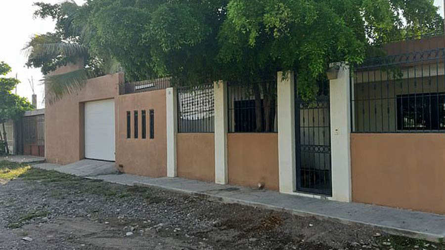 Casas-Chapo_03