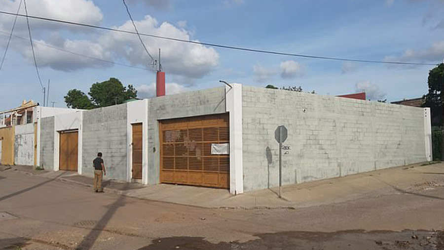 Casas-Chapo_04