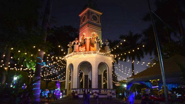 Decoración navideña atrae más visitas al parque Concordia, en