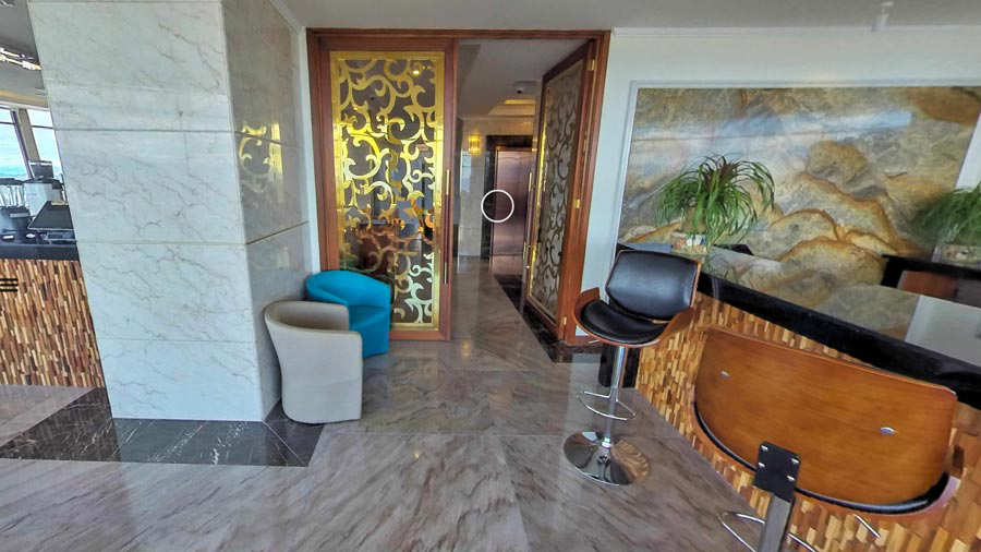 Conoce el "Restaurante Giratorio" que cautiva desde las alturas en