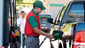 Precios de gas y petróleo pueden subir aún más si hay invasión rusa ¿Por qué debe interesar este conflicto a El Salvador?