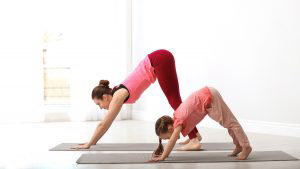 Rutina de ejercicios fáciles y caseros para llevar una vida saludable