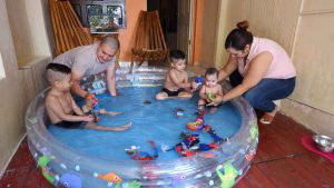 Así disfrutan los salvadoreños las vacaciones de Semana Santa en casa