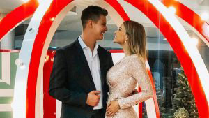 "Es un símbolo de gratitud": Irene Castillo y Pepe Barahona se contagian del espíritu navideño