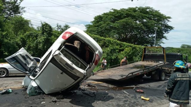 Dos Muertos Y Dos Heridos En Accidente De Tránsito En Carretera Del Litoral Noticias De El 9806