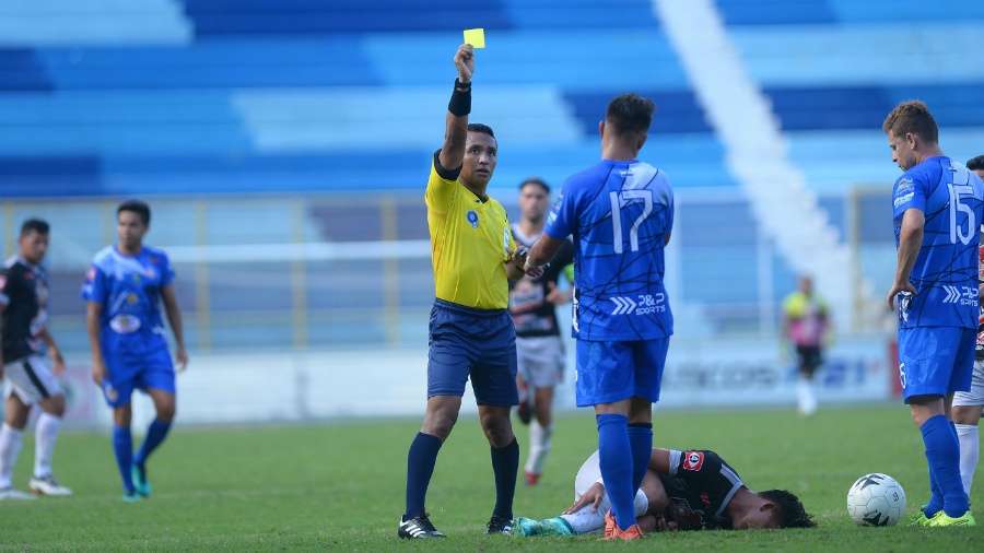 División advierte con acciones si árbitros no se presentan a juegos - Noticias El Salvador