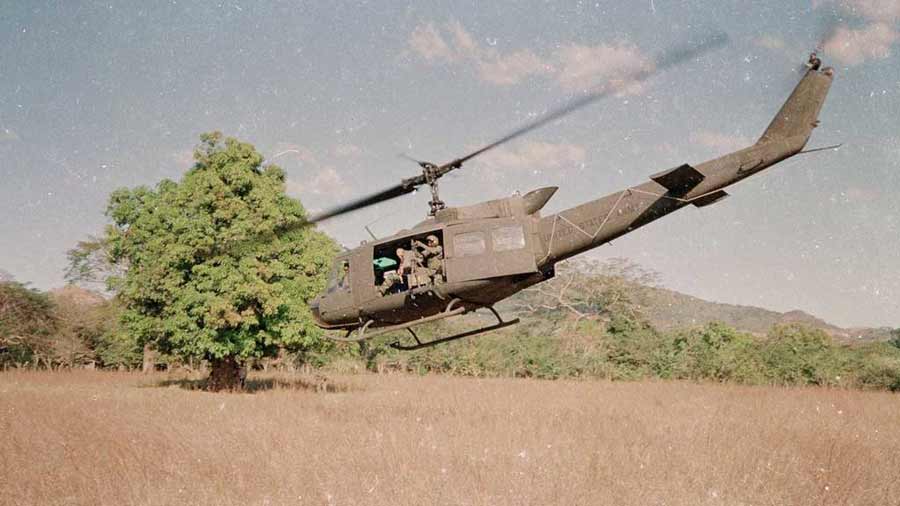 Imágenes del helicóptero derribado por el FMLN en Lolotique, el ...