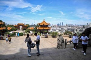 En China 1 de cada 5 jóvenes no tiene empleo por crisis económica