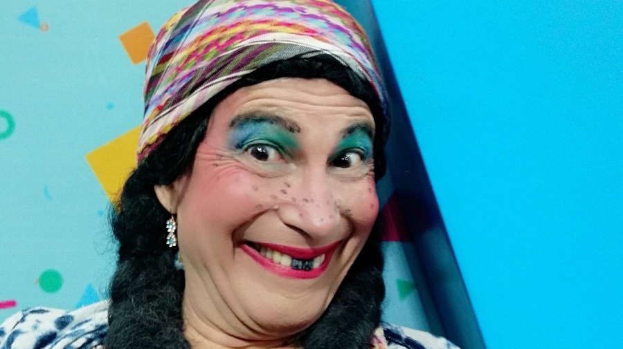 La Tenchis Céliber sorprende cantando un popurrí de Pandora junto a una