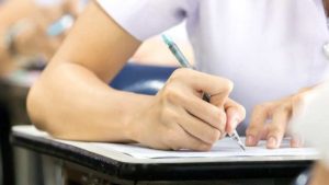 El presidente de la Asociación de Colegios Privados (ACPES) sostiene que en ese sector sí han logrado que frenar contagios de Covid-19 entre alumnos y personal, a diferencia de lo que curre en escuelas públicas. Imagen de referencia. Foto: Shutterstock