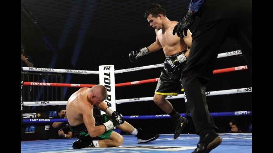 Boxeador mexicano José Zepeda se consagra campeón del mundo con el