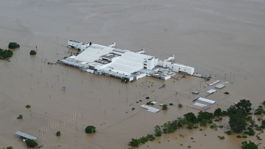 Bajo el agua! Impactantes imágenes de aeropuerto inundado en Honduras a  causa de Iota | Noticias de El Salvador - elsalvador.com