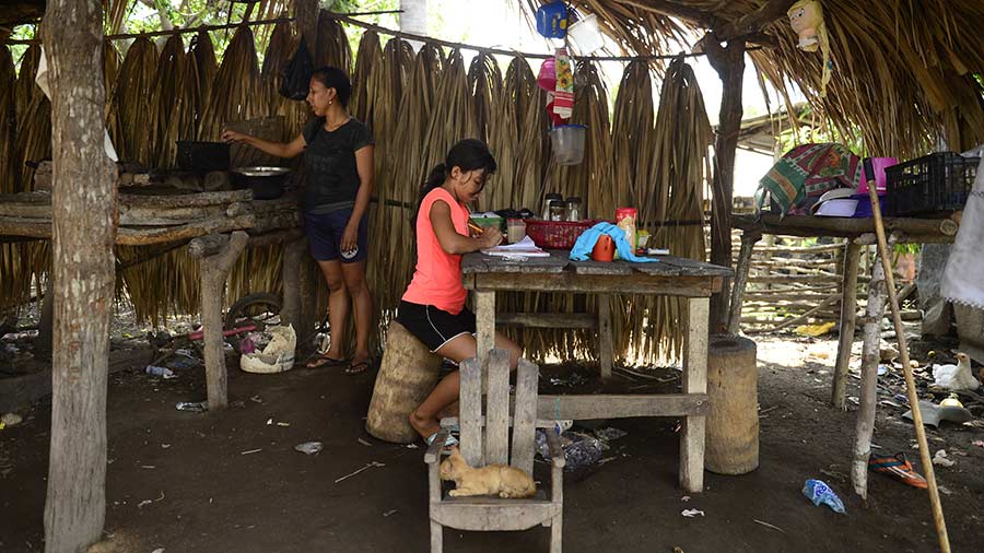 Tasa de pobreza del 40 hace retroceder a El Salvador a hace 13 años