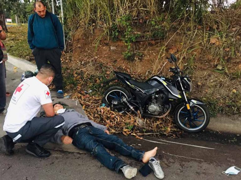 Cuatro Salvadoreños Mueren A Diario A Causa De Accidentes De Tránsito ...