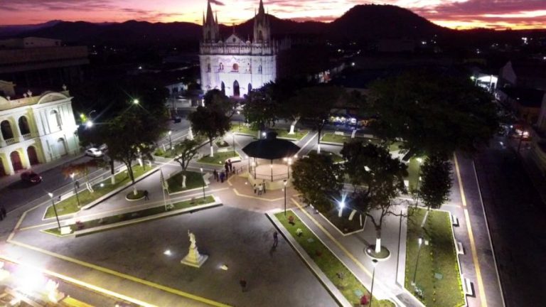 Con la restauración del parque Libertad, Santa Ana se adjudica el mejor Centro Histórico de El