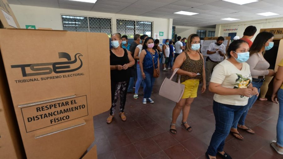 Voting centers close and the number of votes for municipal and legislative elections begins