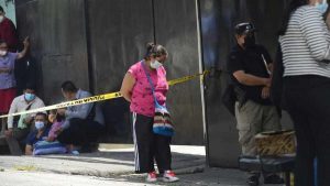 “Un cliente me avisó que lo habían matado”: esposa de mecánico asesinado en su negocio en carretera de Oro