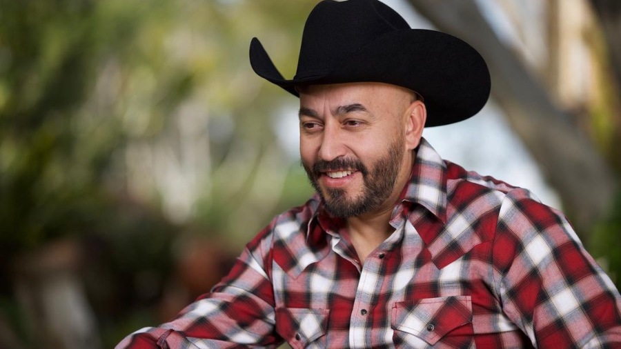 PHOTO: Goodbye Belinda!  Lupillo Rivera finally got married and this is his young wife  News from El Salvador